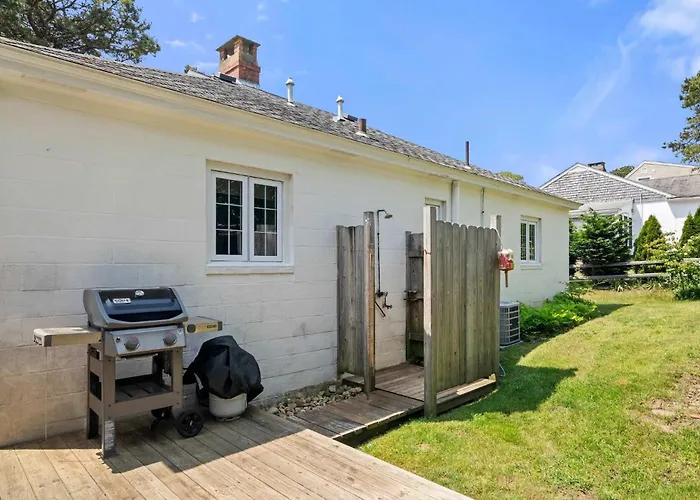 Updated Beach House Deck Outdoor Shower!